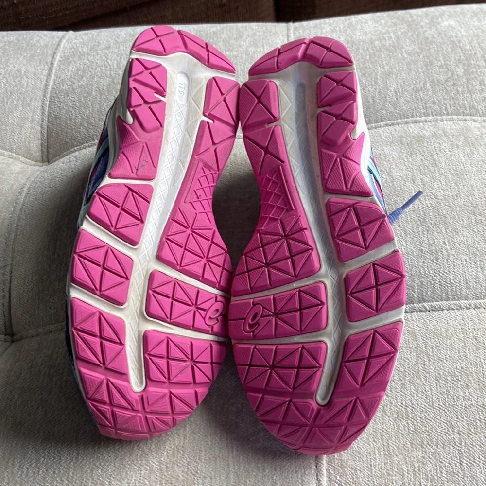 ASICS woman’s shoes - Picture 5 of 5